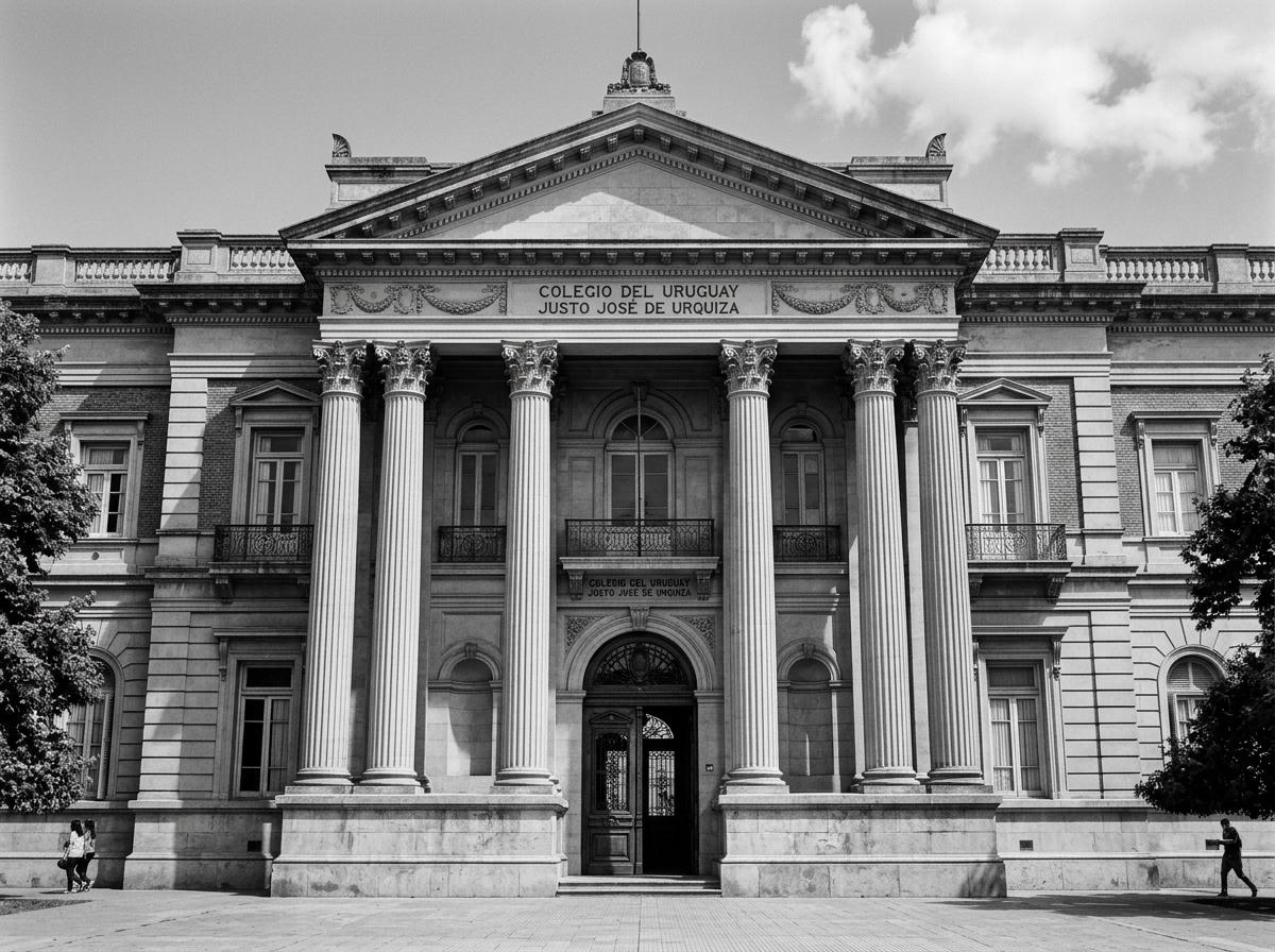 Ilustración representativa de Colegio del Uruguay